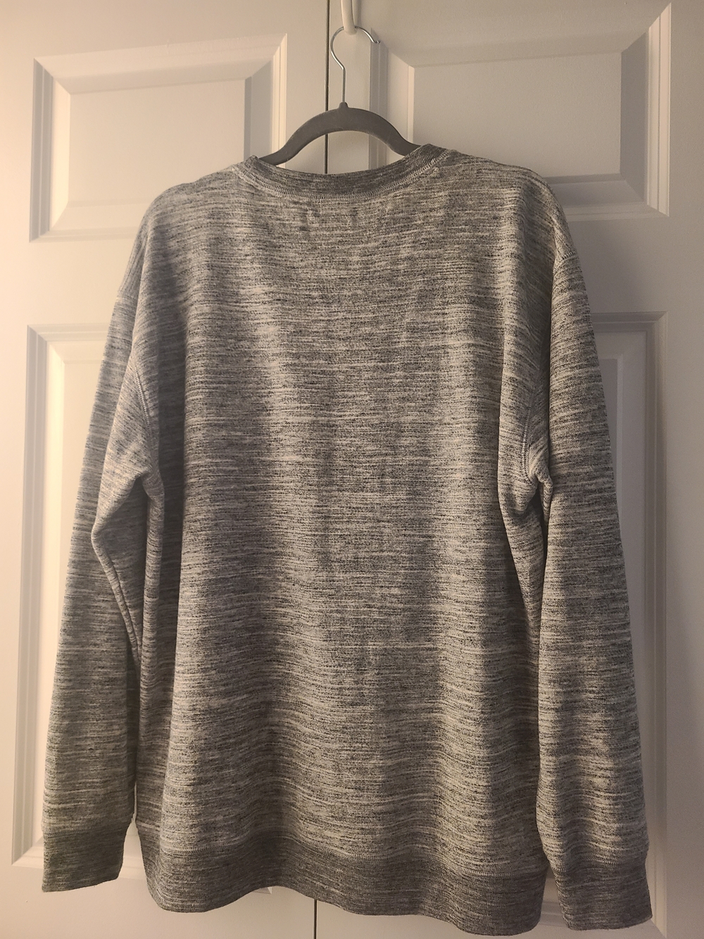 PINK Victoria's Secret Gray Marled Crewneck with Diagonal Logo - Picture 2 of 6